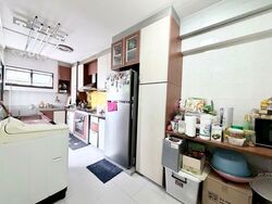 Blk 56 Strathmore Avenue (Queenstown), HDB 4 Rooms #543346461